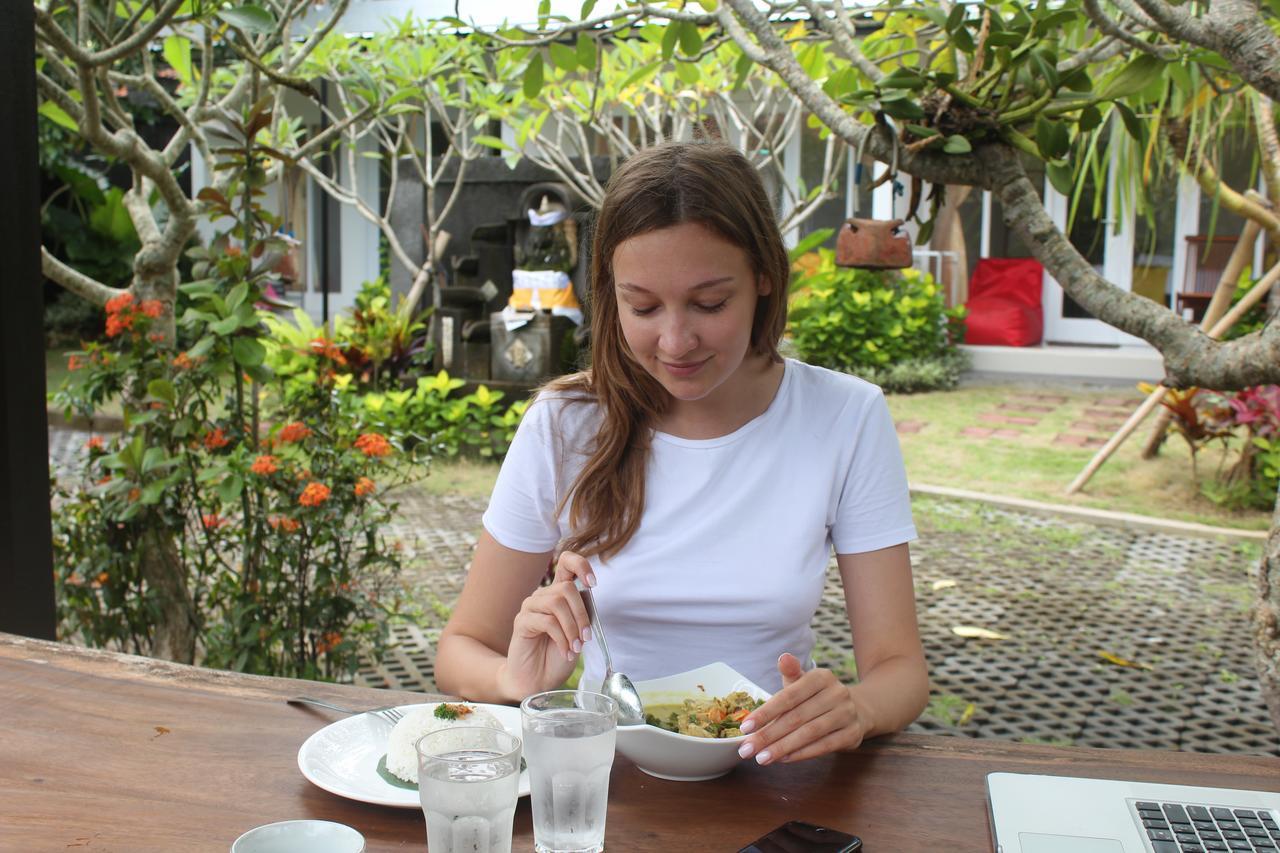 Summer Homestay Bali Нуса-Дуа Экстерьер фото